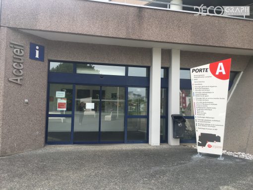 Clinique : Signalétique extérieure